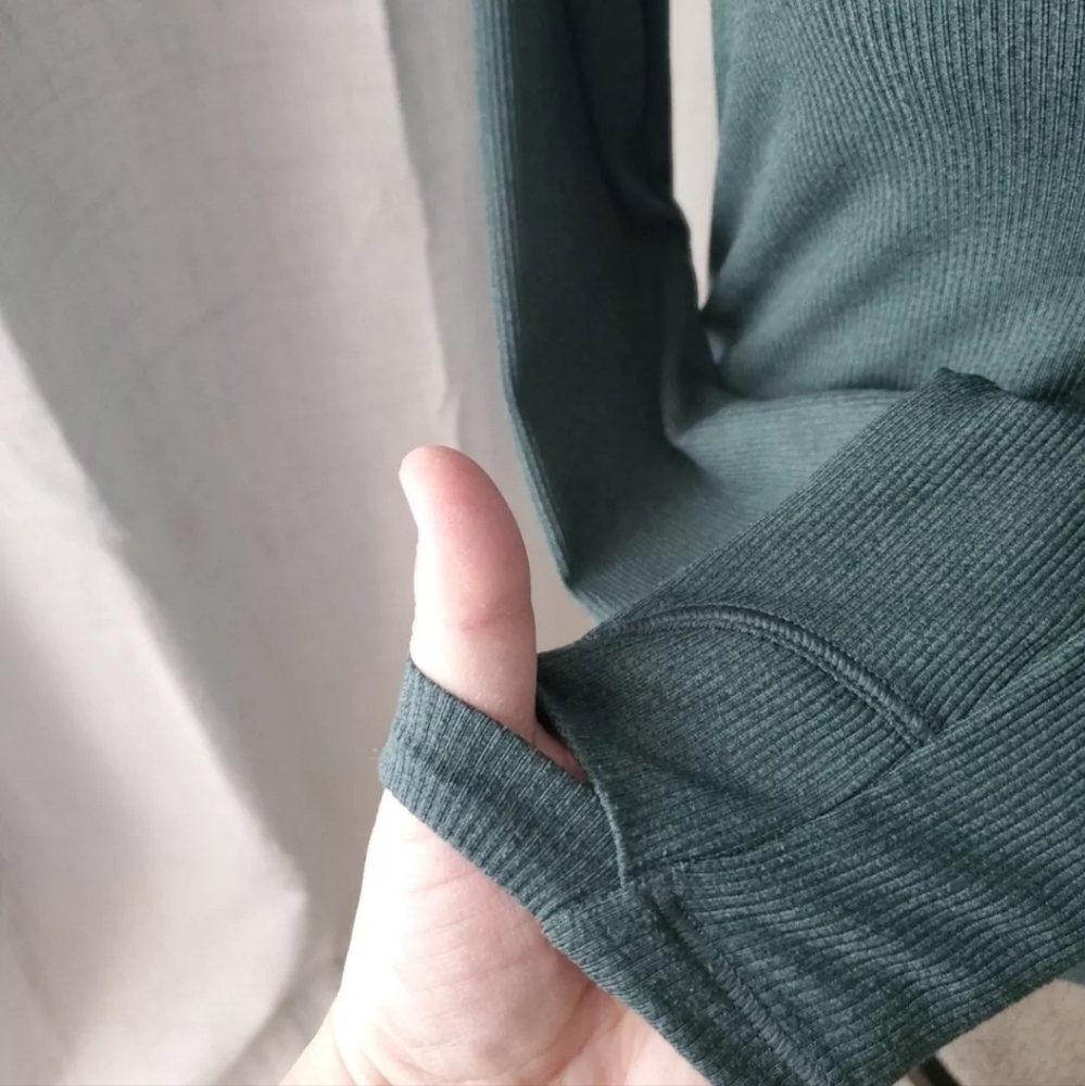 Athleta Womens Green Uptempo Ribbed Long Sleeve Henley Top Size Small Ribbed - Picture 4 of 9
